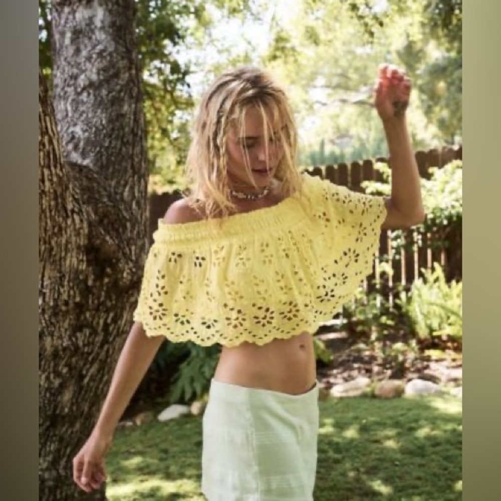 FREE PEOPLE Perla Crop Off Shoulder Top